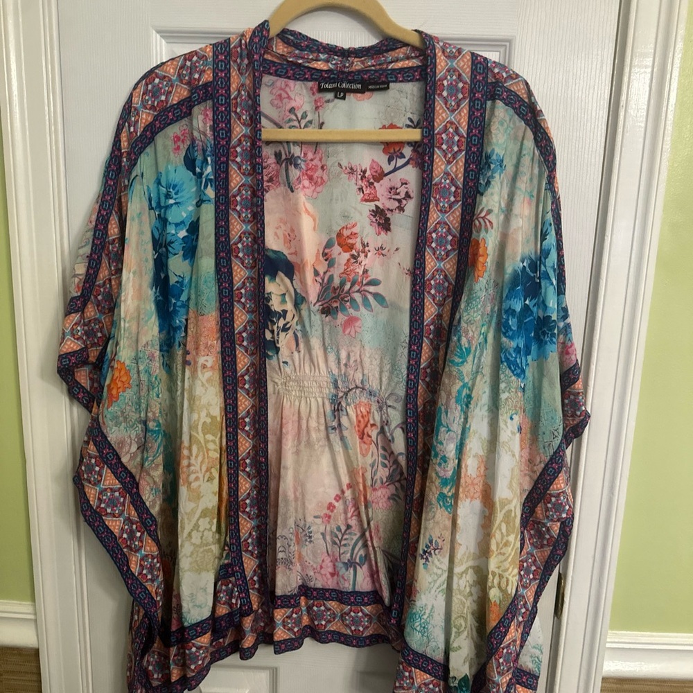 Tolani Multicolor Floral Kimono Top